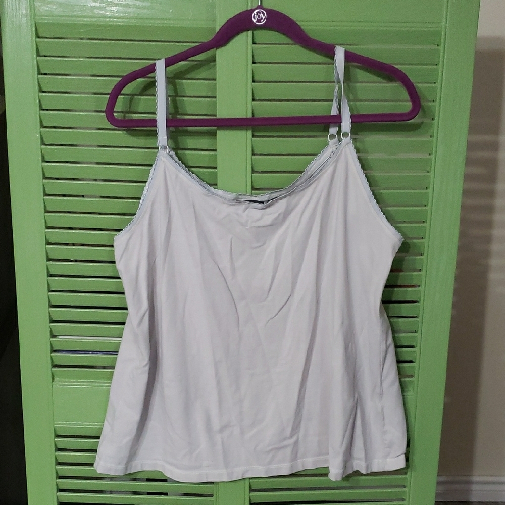 Avenue White Sleeveless Camisole Top
